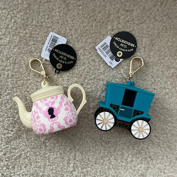 Bath & Body Works Bridgerton Tea Pot + Fancy Carriage PocketBac Holder - Picture 2 of 16